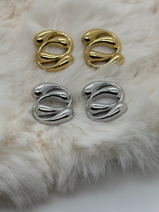 Eternal Waves Hoops